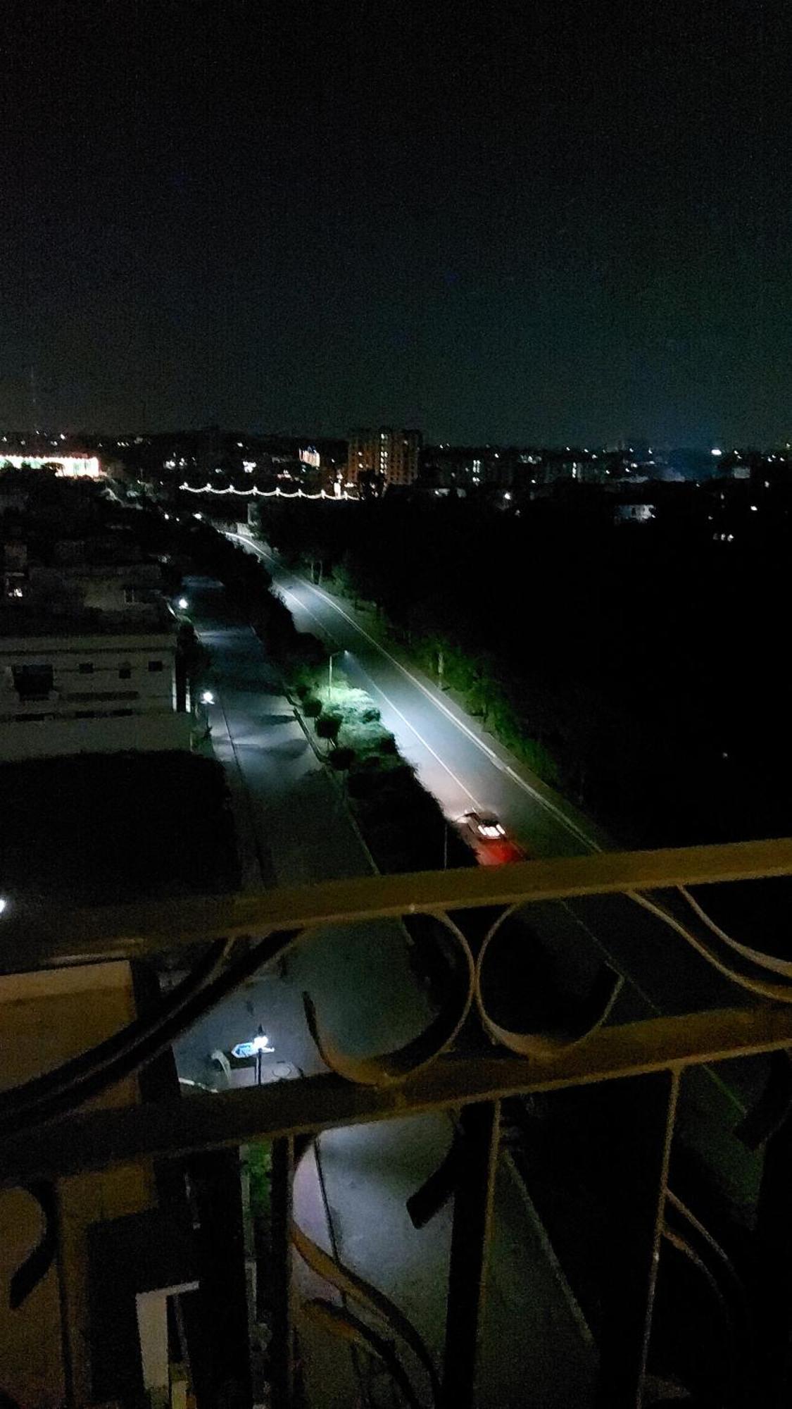 Aesthetic Scenic Luxurious Apartment - Bahria Heights ラーワルピンディー エクステリア 写真